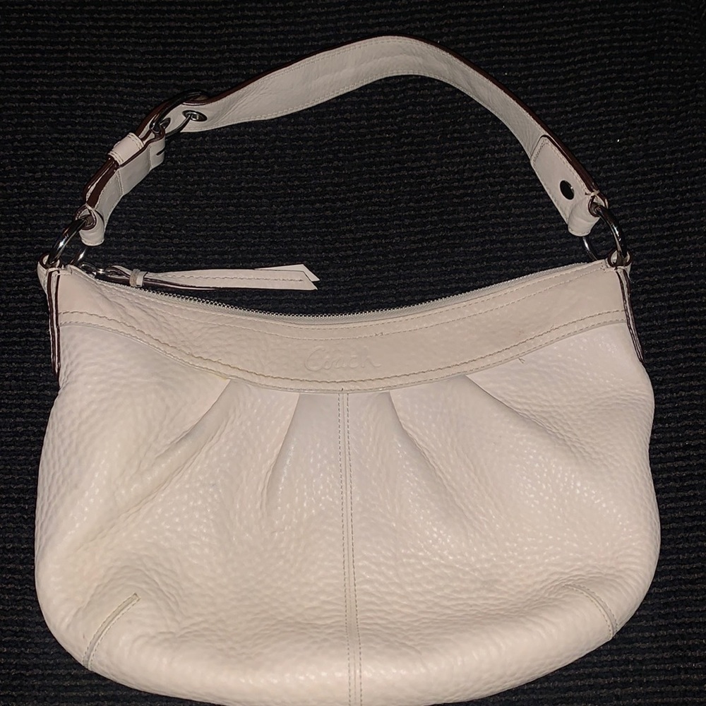 COACH off white genuine leather medium shoulder bag